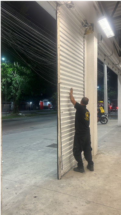 Técnico Nogueira Portas em atendimento noturno emergencial